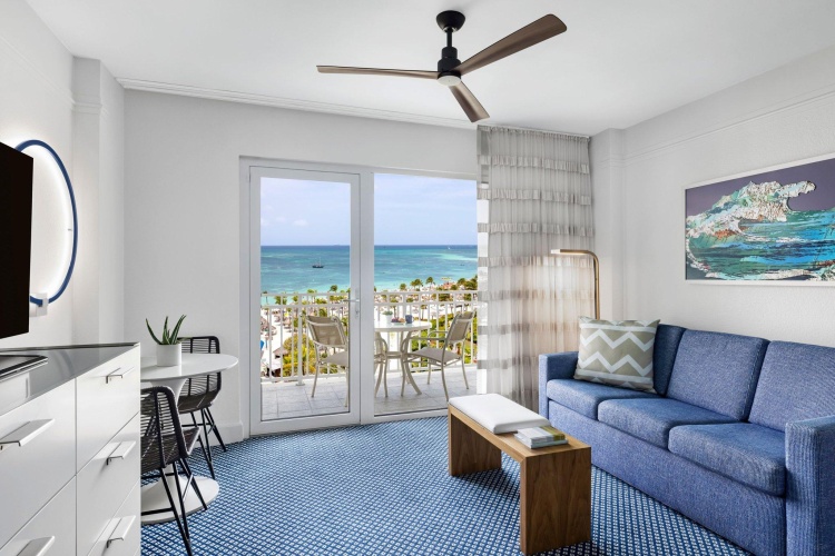 2 Bedrooms Villa with balcony and oceanfront