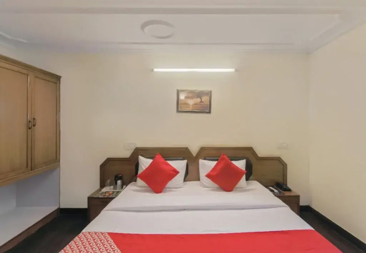 OYO 22806 Flagship Hari Palace