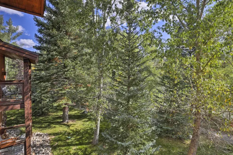 Riverfront Silverthorne Condo Near Skiing!