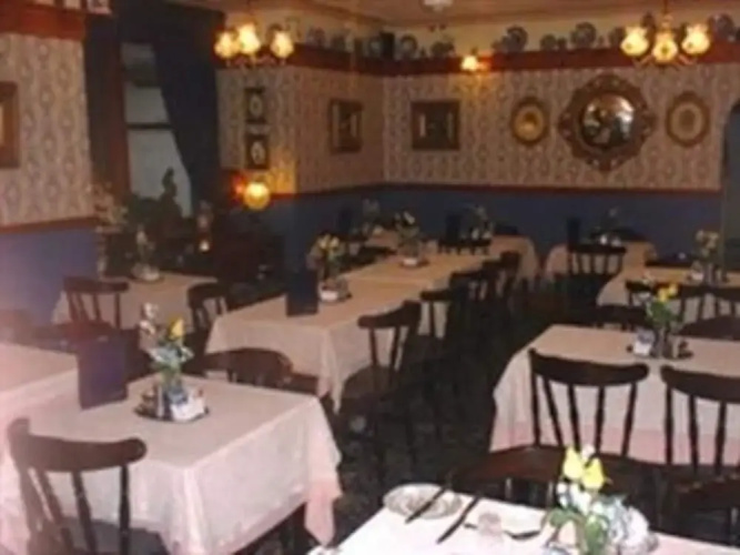 Windsor House - Guest house