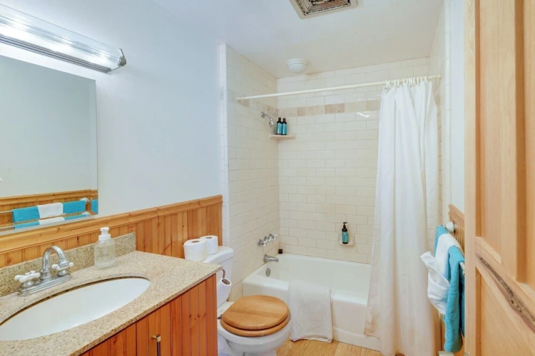 2 Bedrooms Cottage
