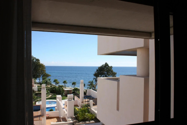 113 - Penthouse with private pool