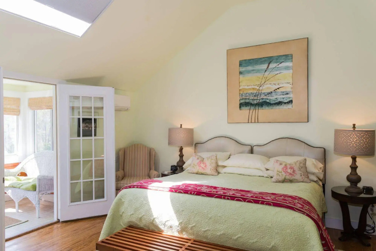 Captain Freeman Inn