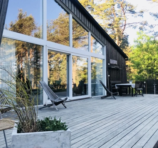 2 Bedrooms Premium Cottage with park view