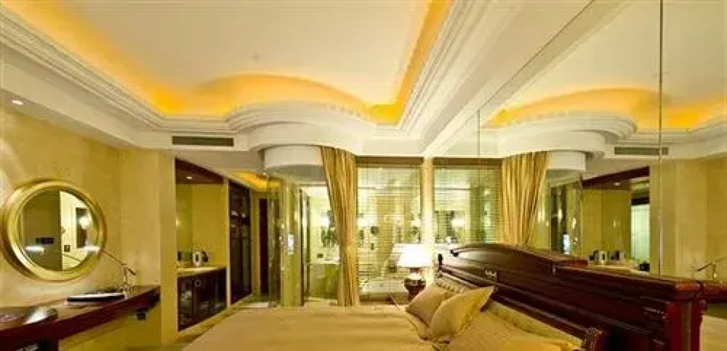 Pinghu Platinum Hanjue Hotel