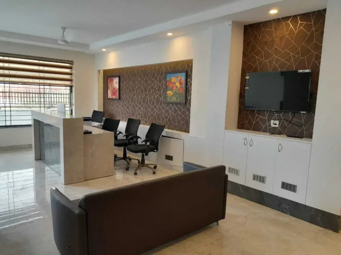 Hotel The Luxem