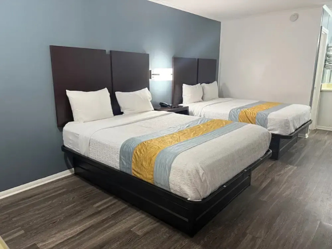 Smith Motel