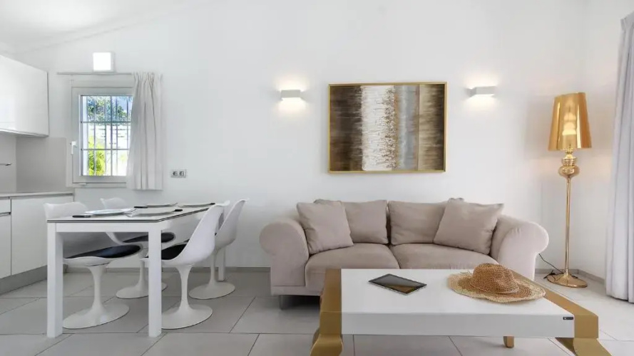 Bungalows Adonis