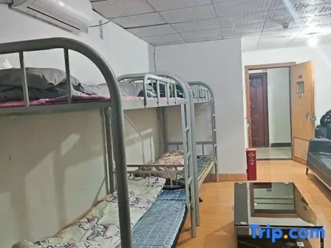 Bed in Dorm (male dorm)