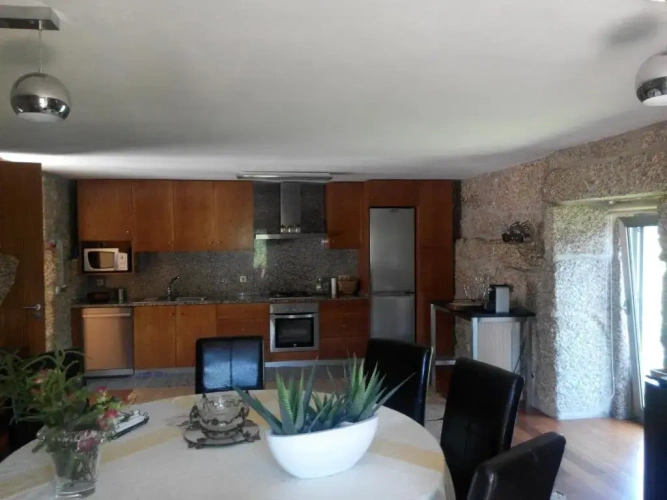 4 Bedrooms Double Cottage