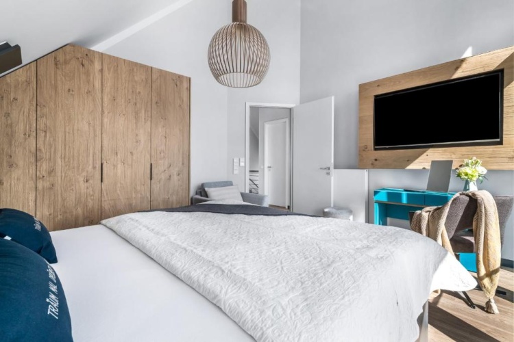 Guest rooms