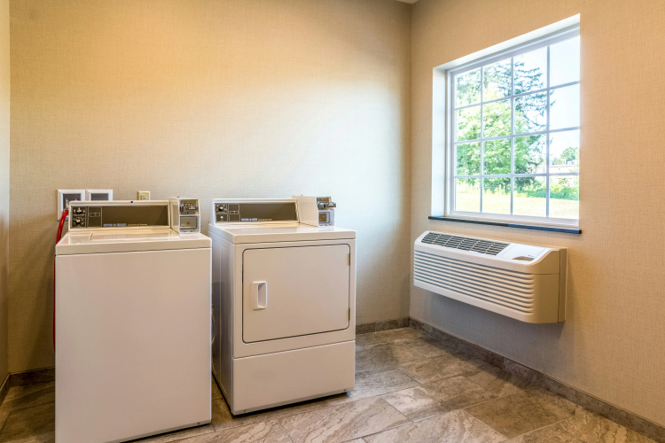 Cobblestone Hotel & Suites - Greenville photo 7