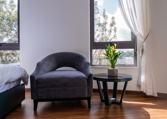 N Queen Apartment Hotel