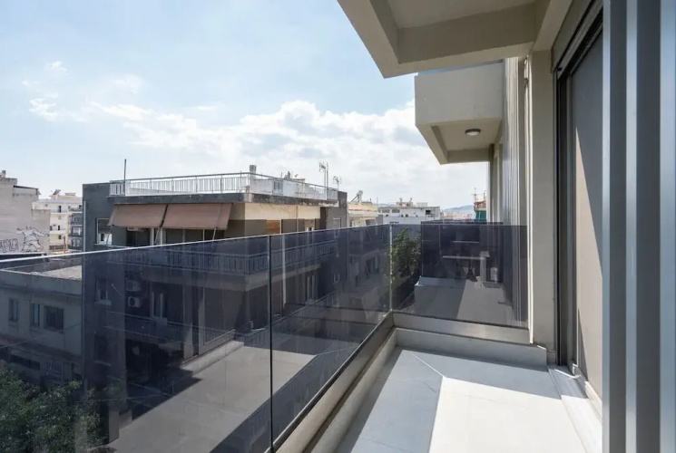 LIV - Modern Studio Apartment S8-3c