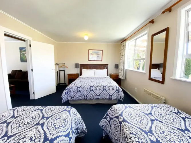 Tongariro Crossing Lodge