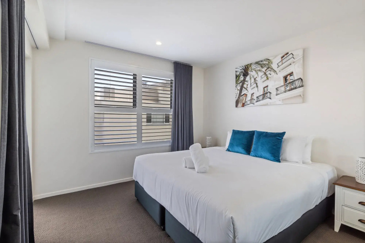 Verve on Cotton Tree