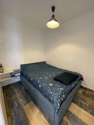 1 Bed Chalet - Sleeps 2 - Pets - Pool - Smoking