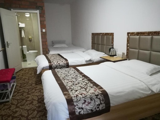 Economy Triple room