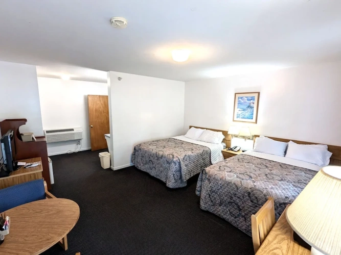 Comfort Quadruple Basement room