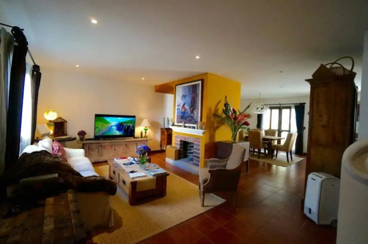 Casa Esperanza