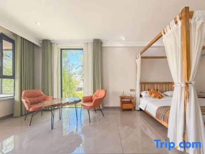 Standard Double room with courtyard view