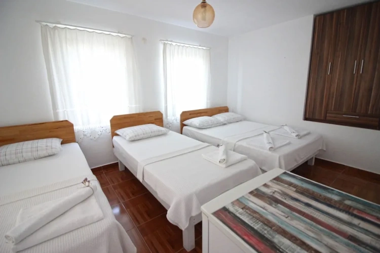 Standard Quadruple room with sea view