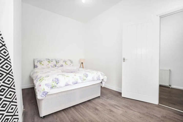 Apartment 1 Bedroom,sleeps6,parking