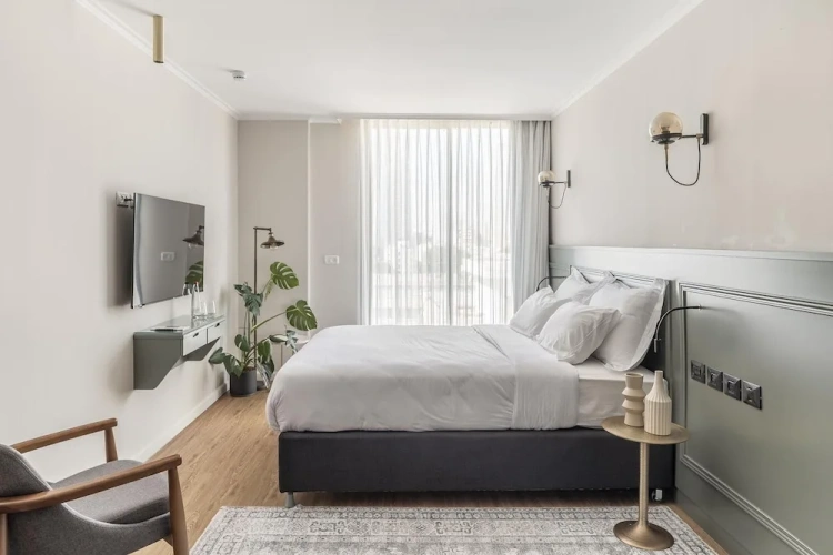 Premium room
