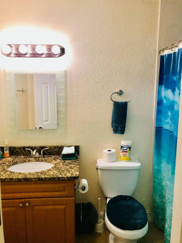 Spacious Condo close to Siesta