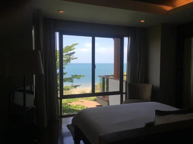 Luxury Sea View Apartment