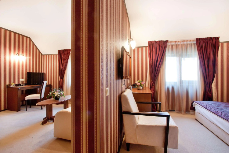 Best Western Plus Bristol Hotel