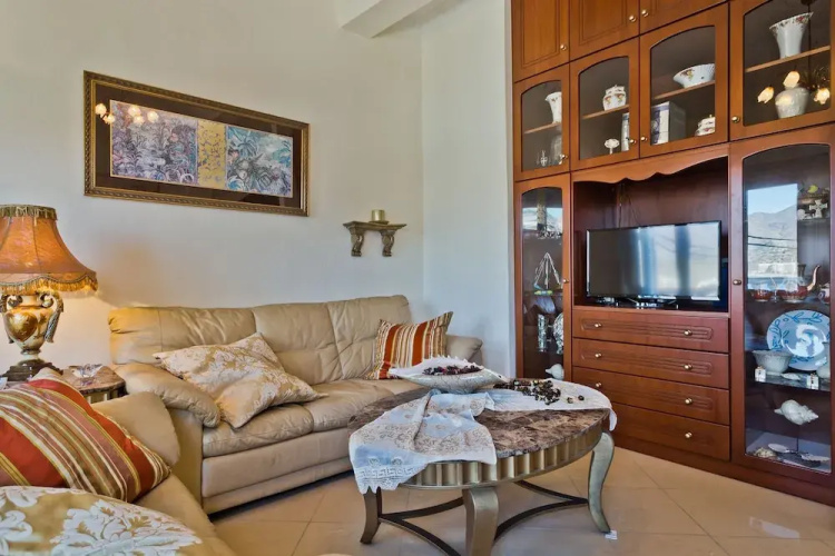 Sea Sound Villa