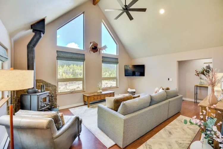 2 Bedrooms Cottage