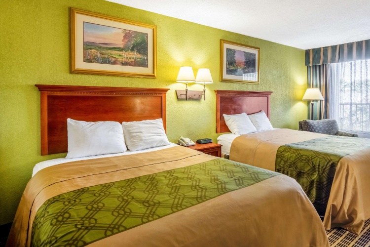 Standard Quadruple room