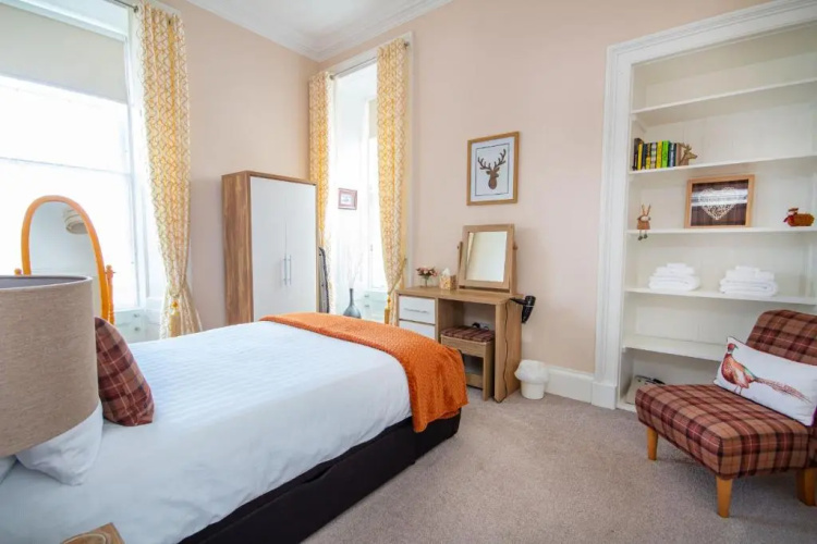 Flat 3 Barron House