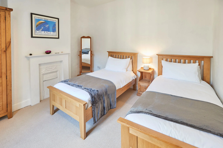 Host Stay Hall Garth