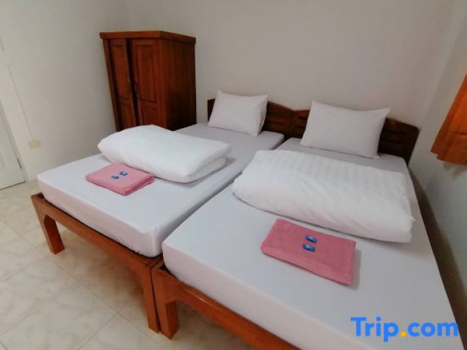 Eco hostel Bangsaen