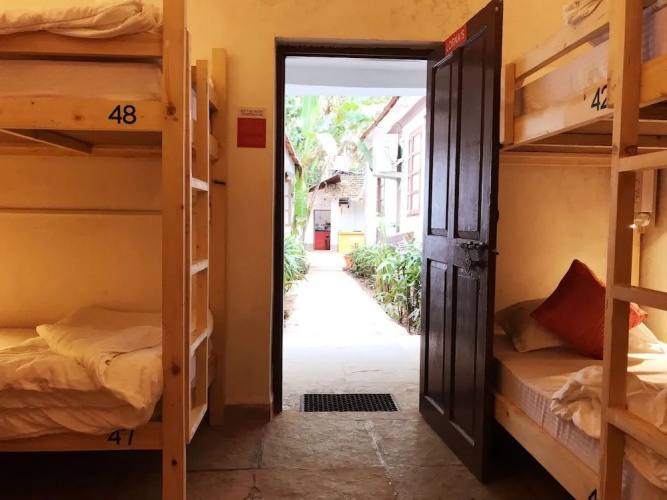 Cohostel