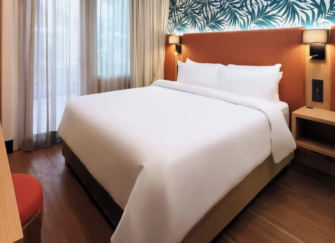 Standard Double room with pool view
