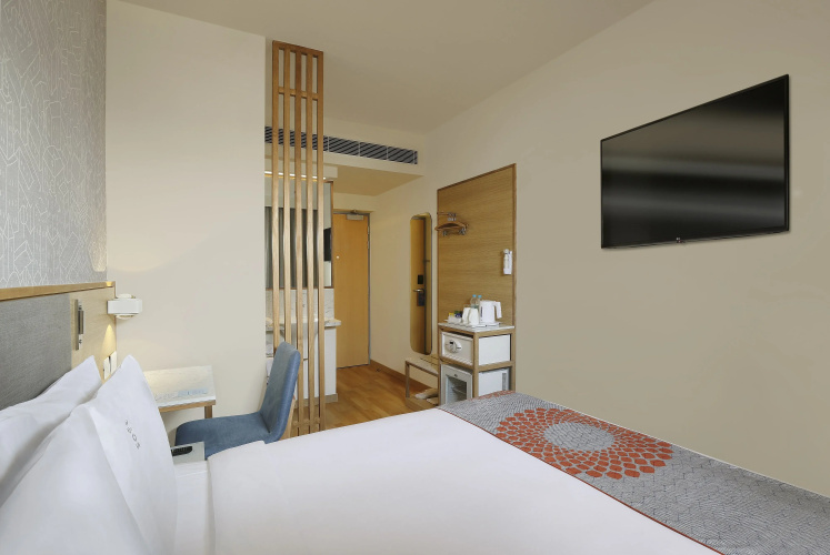 Holiday Inn