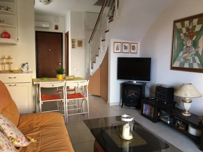 3 Bedrooms Apartment with balcony