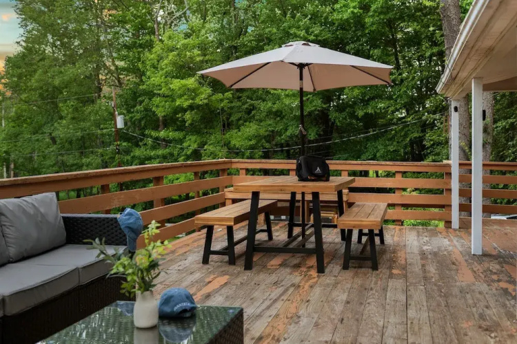 Sasa by Avantstay Deck Fire Pit Near Lake