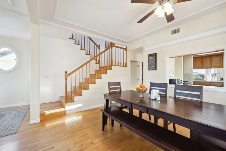 3 Bedrooms Cottage
