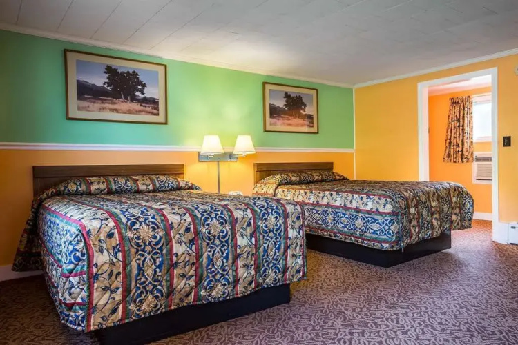 Rodeway Inn