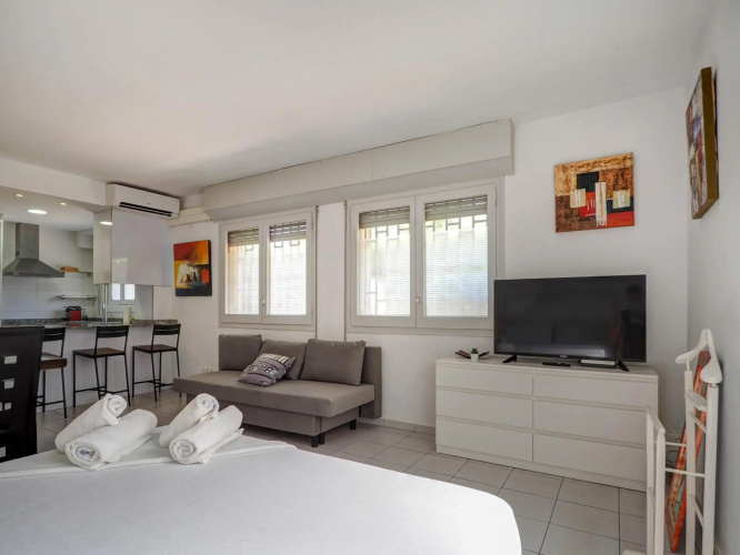 Los Globos Beach Studio by Hello Homes Sitges