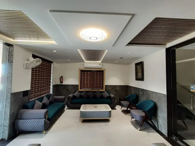 Hotel Skd sar kamala dham