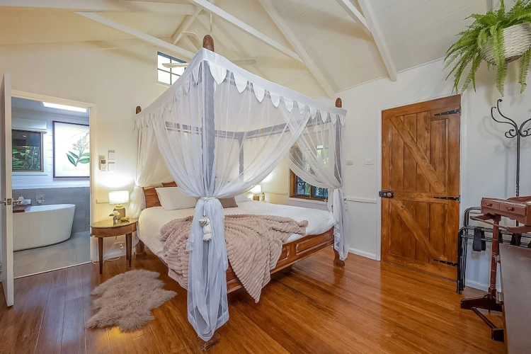 Standard room with balcony