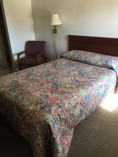 Four Keys Inn