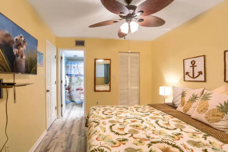 102 Waterview