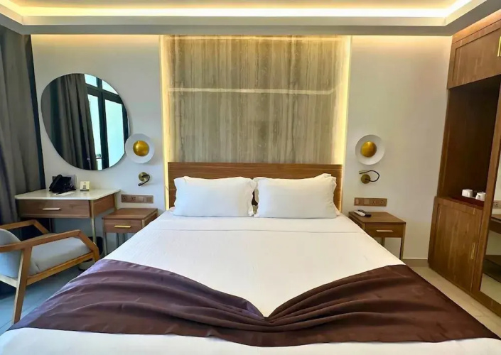 Coral Strand Smart Choice Hotel